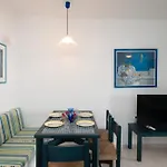 Tatil parkı Estia House *