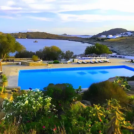 Estia House База отдыха