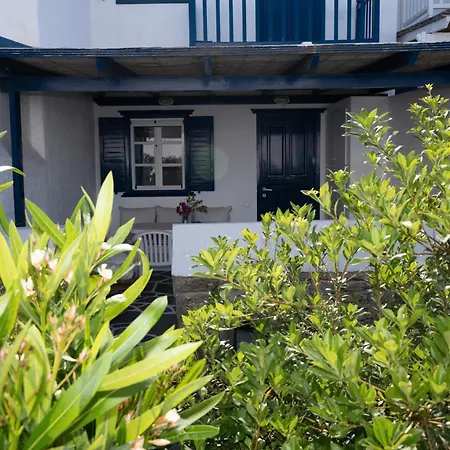 홀리데이파크 Estia House *